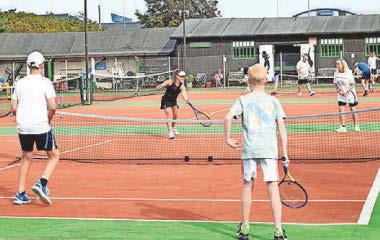 Tennis club bids farewell to inspiring coach as he prepares to travel globe