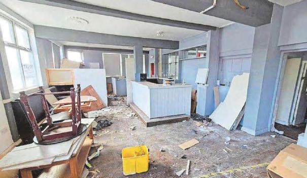 BID FOR A HULL BOOZER