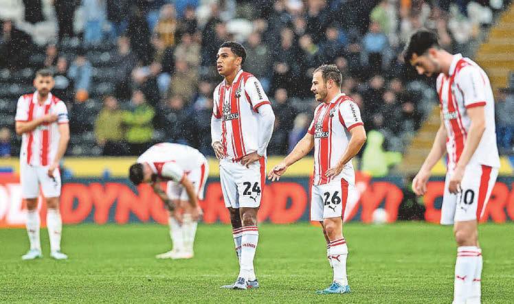 Super City see off Saints with clinical display