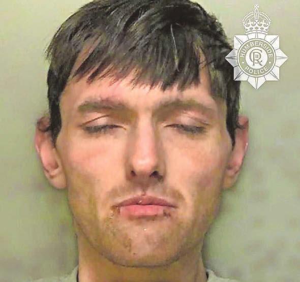 Shoplifter attacked accomplice with broken glass in street row