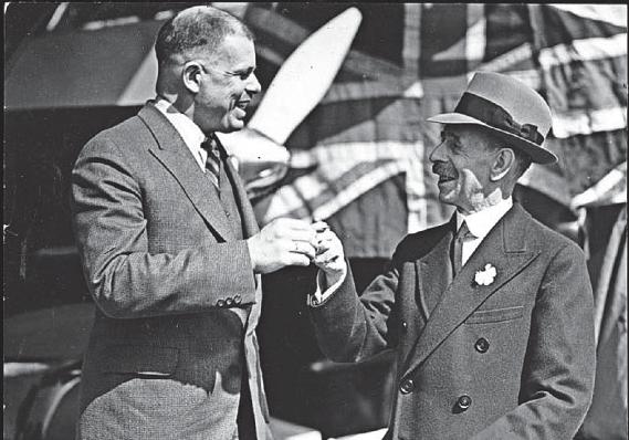Blue plaque unveiled to honour Canada's gold-mining millionaire and son of Sleaford