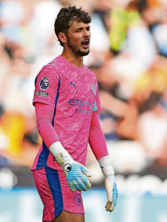 Guardiola to make last minute call on keeper selection