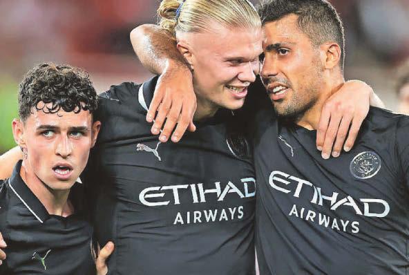 Guardiola backs in-form Foden to play his way back into England squad