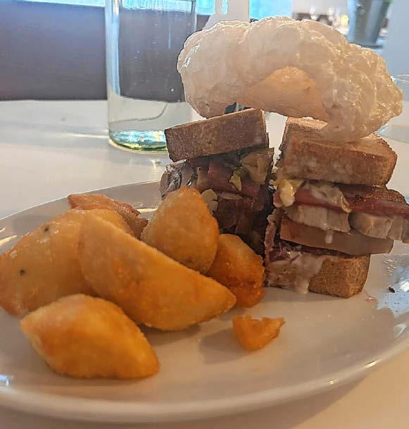 CHRISTMAS ON A BUTTY