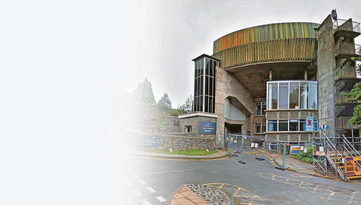 Fresh hope for 'Brutalist' Eryri theatre closed for seven years