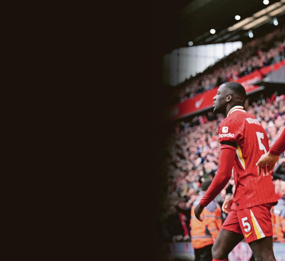 Van Dijk drops big hint about new contract and the club's intentions for the summer transfer window