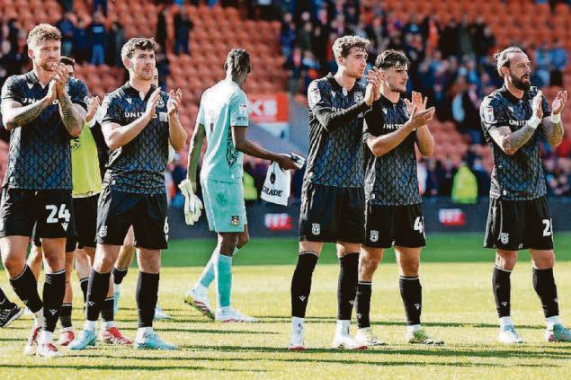 Parkinson urges players to 'block out everything'