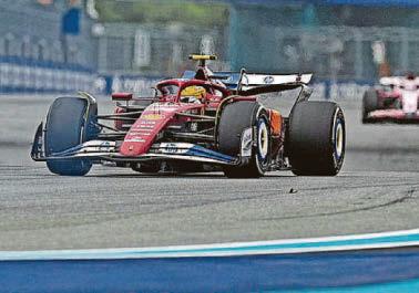 Hamilton won't 'apologise for being a fighter'