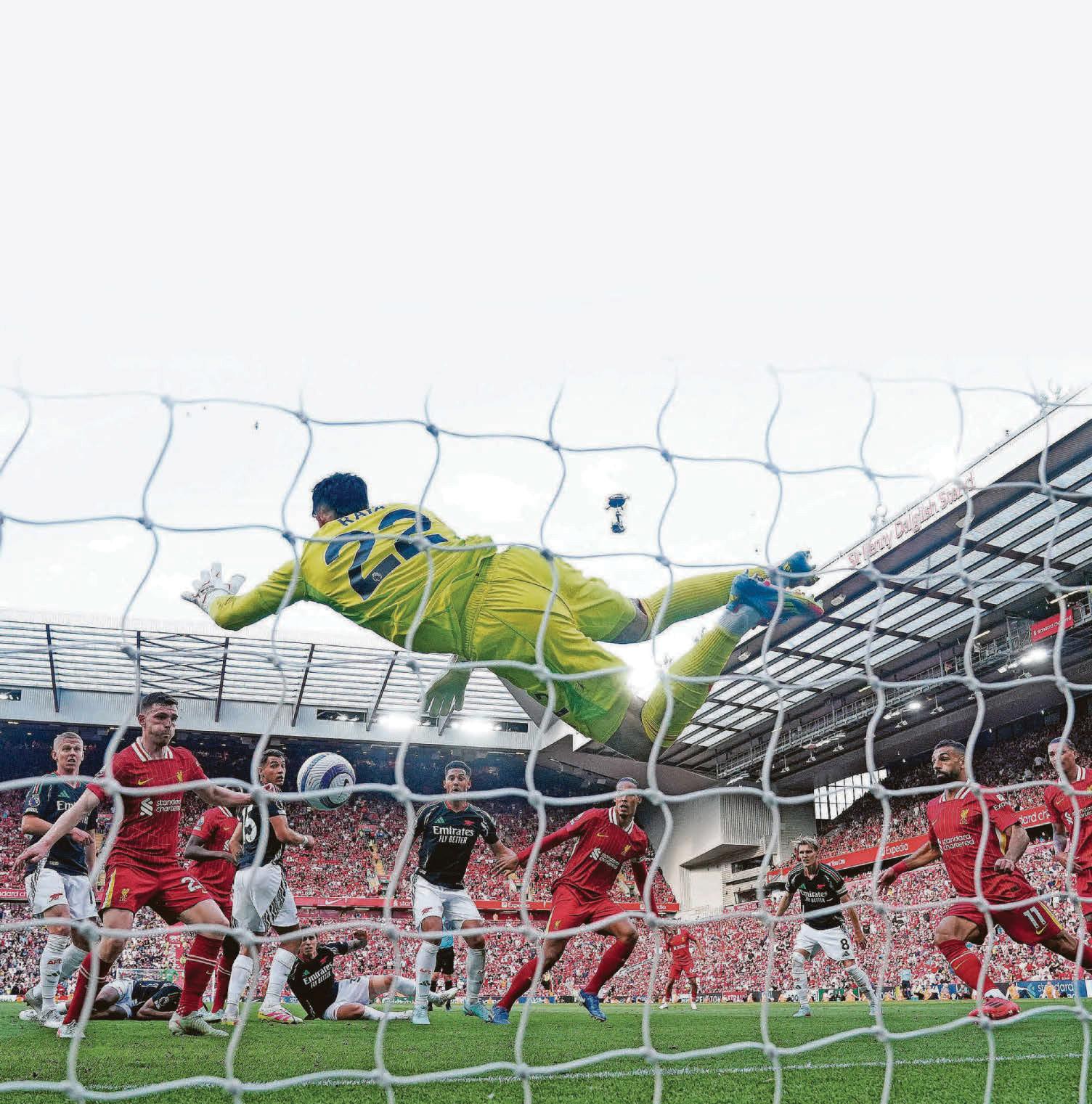 REDS HELD BY GUNNERS