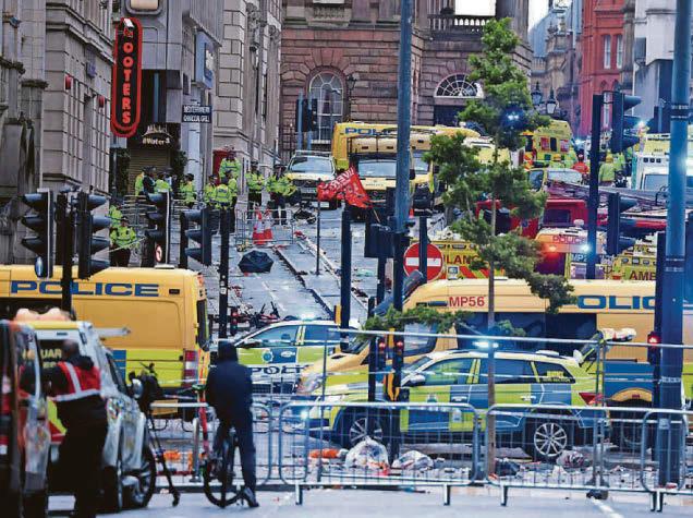 Man arrested as car hits pedestrians during Reds' victory parade in city