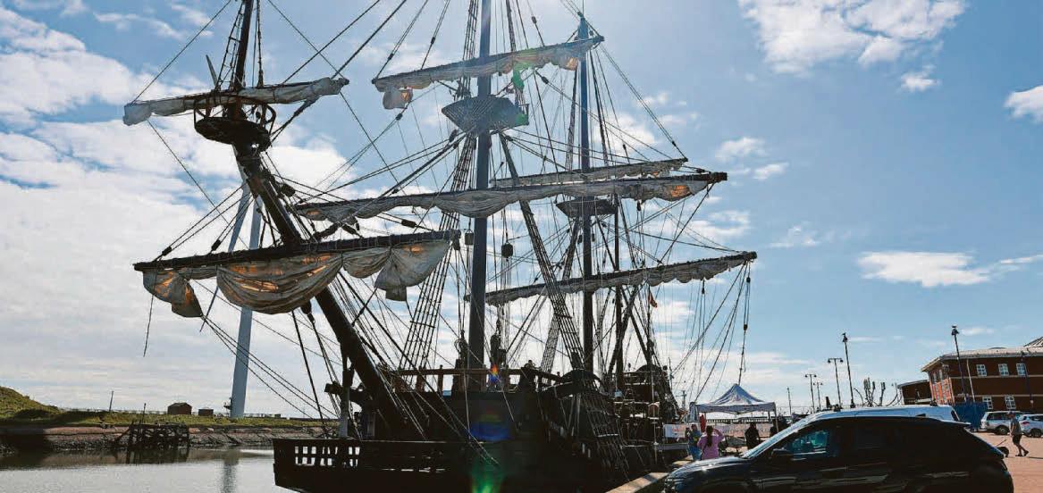 REPLICA OF 16TH CENTURY GALLEON SAILS IN