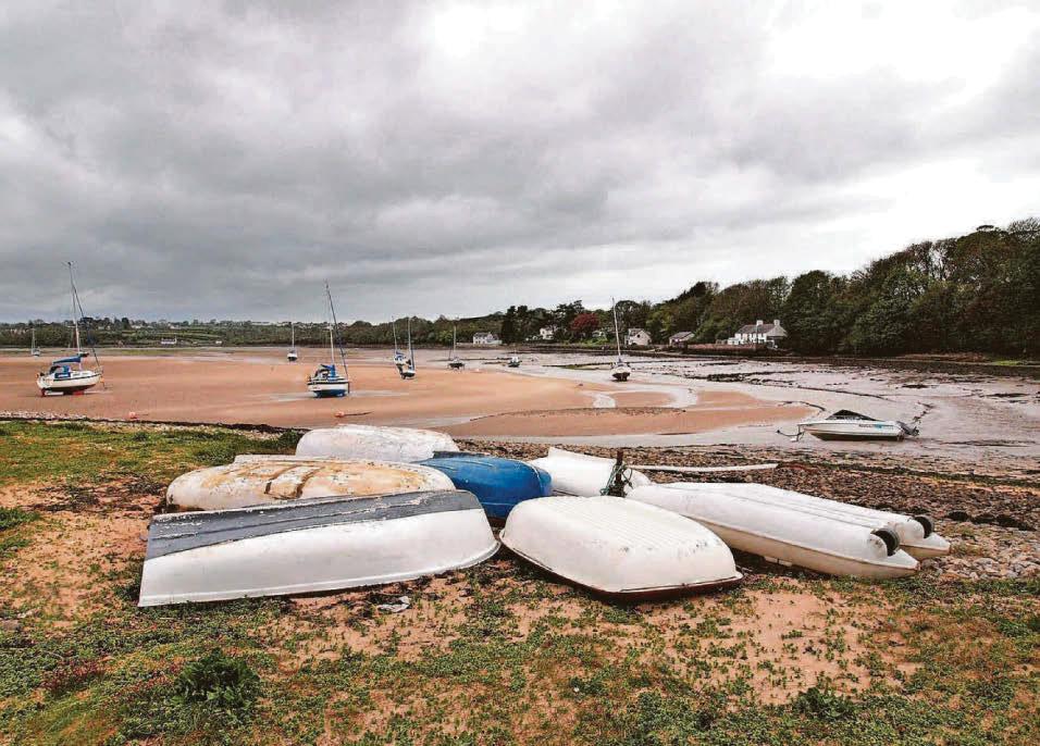 Sailing dinghies capsize 'at same time' leaving girl in desperate state