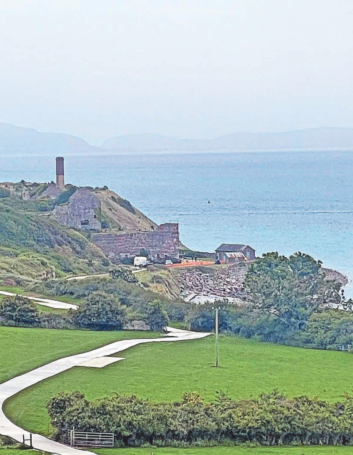 Fans go to extreme lengths to glimpse House of the Dragon stars in North Wales