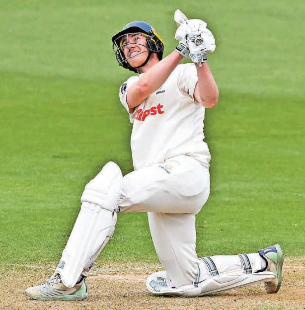 Kellaway and Ingram pile on centuries for Glamorgan
