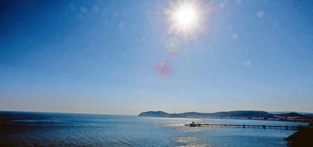 N.Wales set to swelter .. but take care in heat
