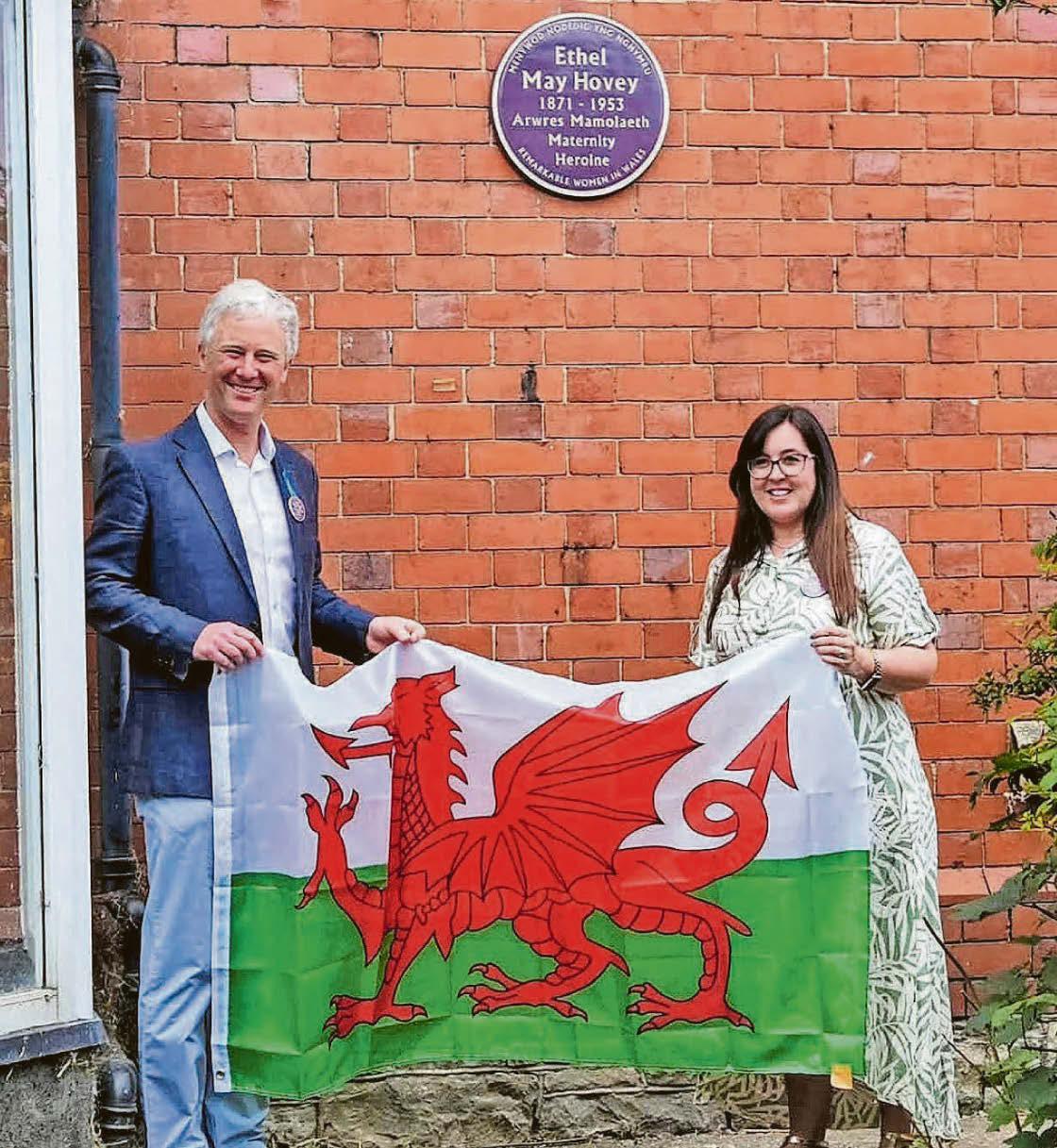 Coffau dynes arloesol a fu'n sefydlu cartref mamolaeth