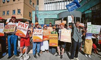 Streeting hits out at 'reckless' pay strike