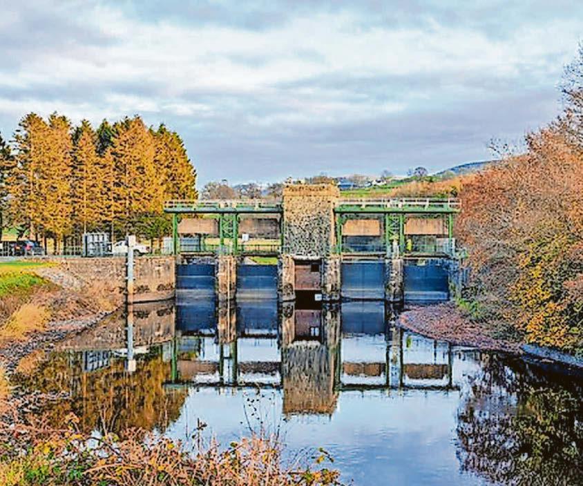 Whole of Wales issued water warning due to 'prolonged dry' status