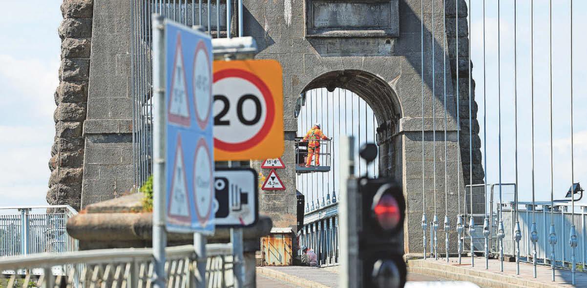 Suspension bridge to get permanent traffic lights