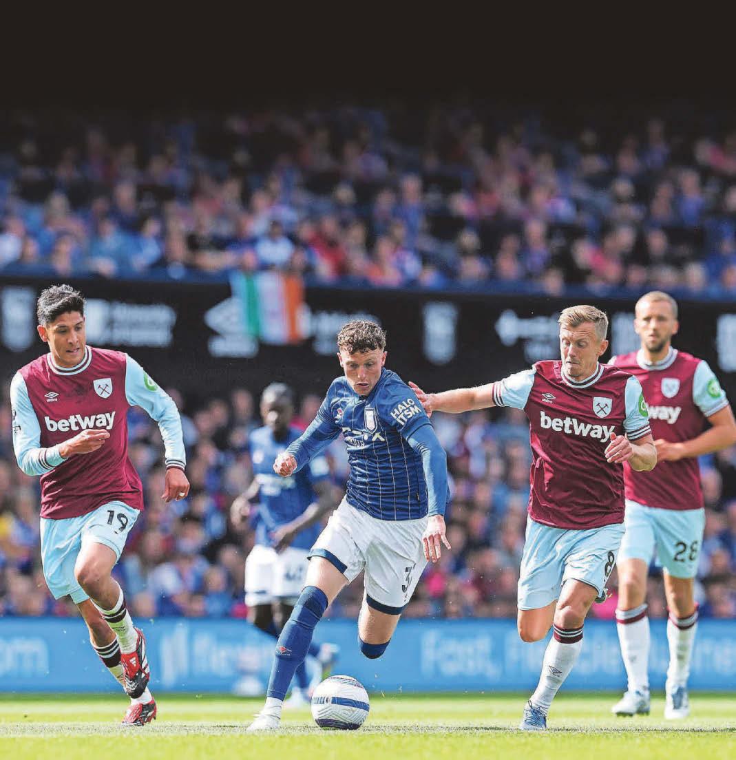 Parkinson hails Ryan and Rob as Wrexham continue to spend big