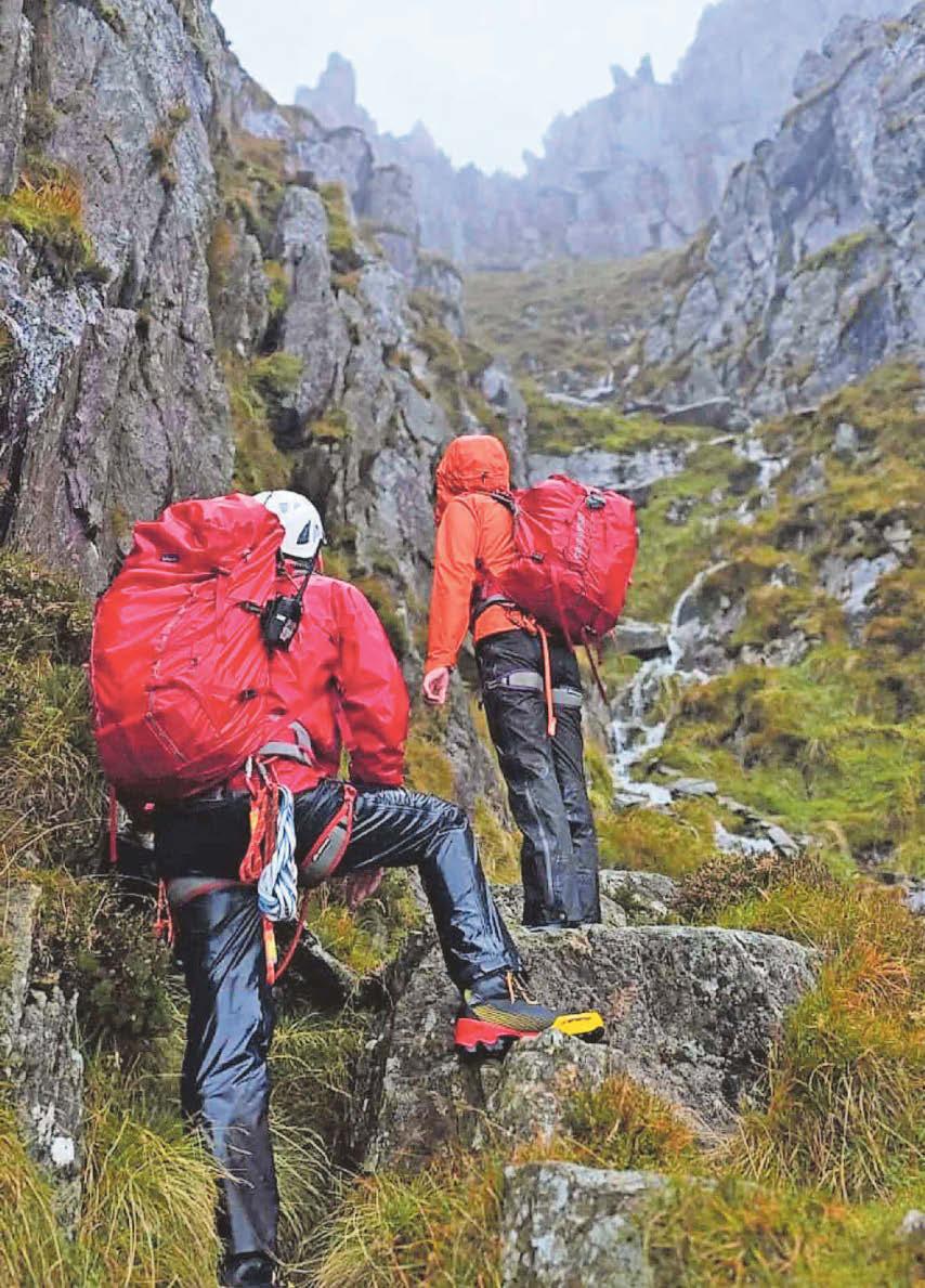 MOUNTAIN TEAM CALLED OUT AS 86MPH GUSTS BLASTED THROUGH ERYRI