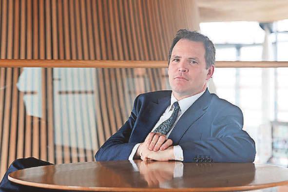 Complex fix needed for 'dead' town centres, says ex-minister