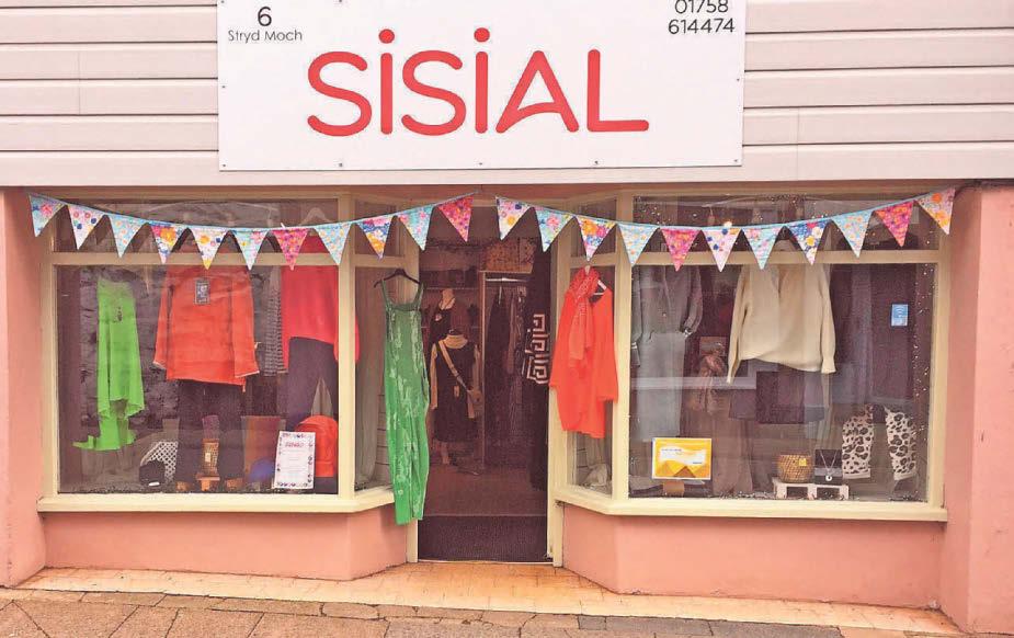 Clothing store blames online shopping as it closes doors