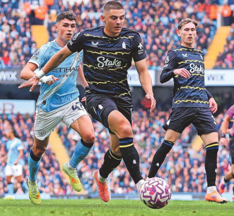 Blues ponder whether to give Mykolenko new deal