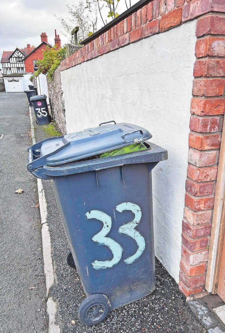 'CLOSED LID' POLICY IN SPOTLIGHT BUT COUNCIL SAYS THIS ONE WAS SIMPLY MISSED