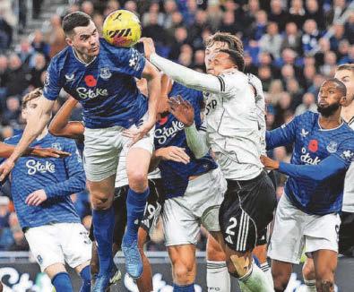 Everton aiming for Europe says goal ace Keane