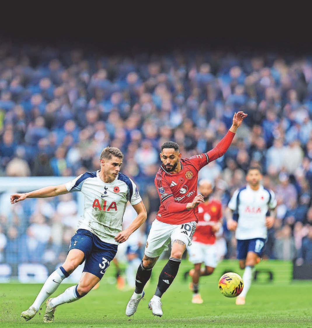 United aim to bounce back at Palace ...but are without key trio