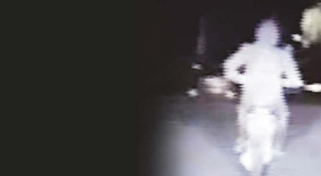 THE E-BIKE RIDER CHASED THROUGH STREETS BY POLICE