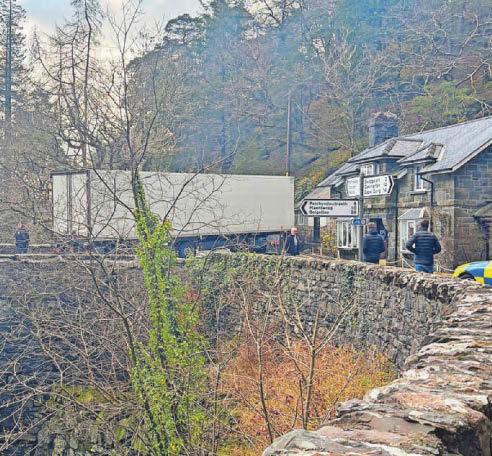 LORRY STUCK IN VILLAGE FREED