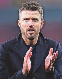 Carrick lacks 'knowledge to win titles'