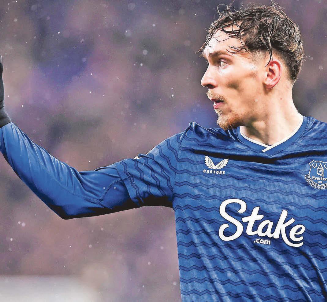 Stubbs keen for Garner to remain in midfield rather than be moved to right-back
