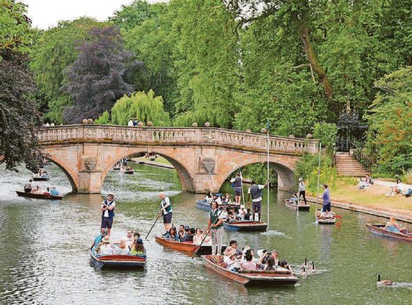 Amber alert is extended as east swelters in heat