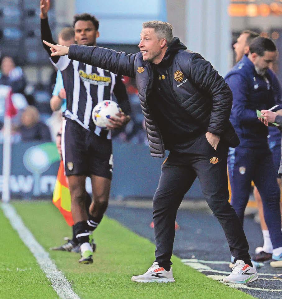 Harris left to rue 'moments' that cost U's