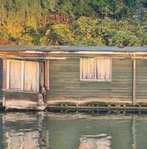 Latest on collapsing houseboat as River Cam lock set to open