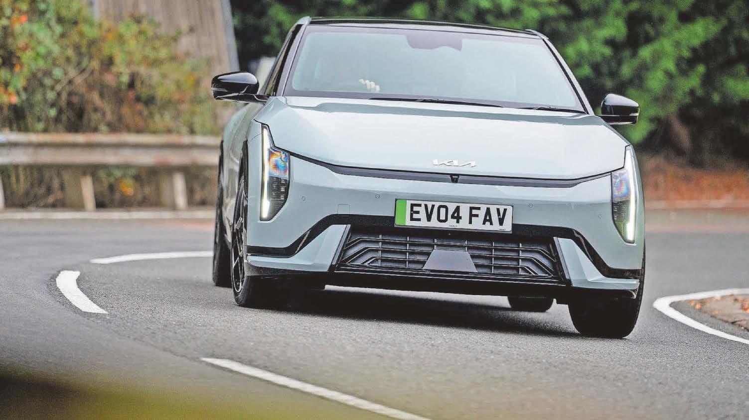 STYLISH NEW EV4
