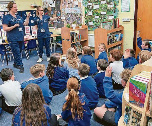 Dentists join classroom to give lessons in tooth care at primary schools