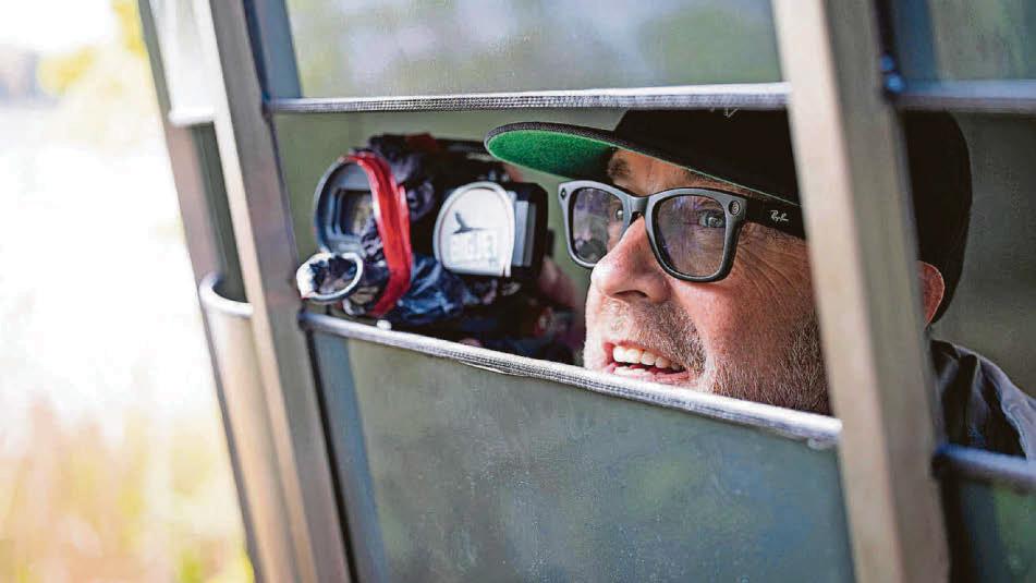 Airport bird hide resembling control tower is unveiled