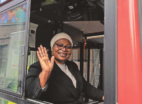 Bus Aunty joins full-blooded campaign to find city donors