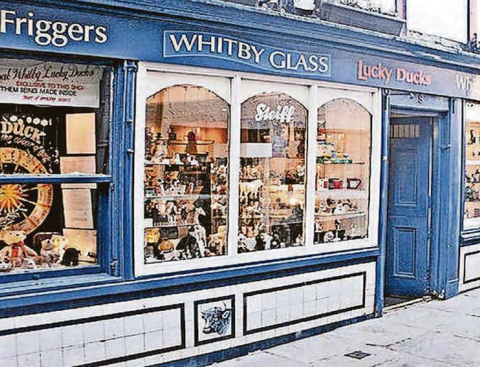 'Heartbreak' as Whitby shop famed for its lucky ducks to close