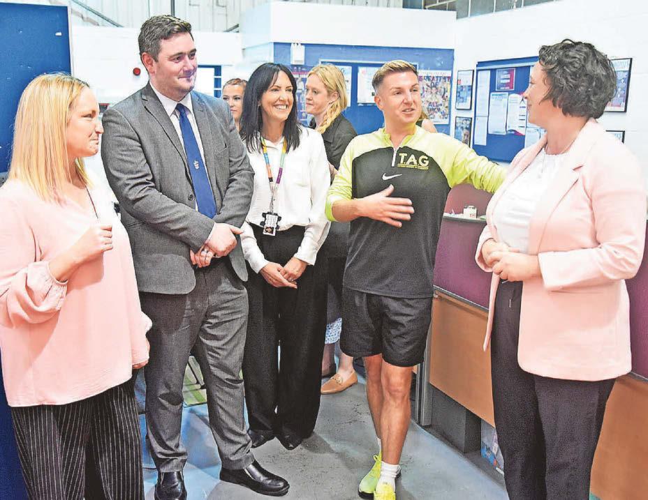 Minister visits kids' holiday club