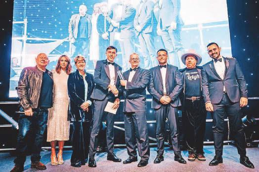 Teenager scales heights with top national award win