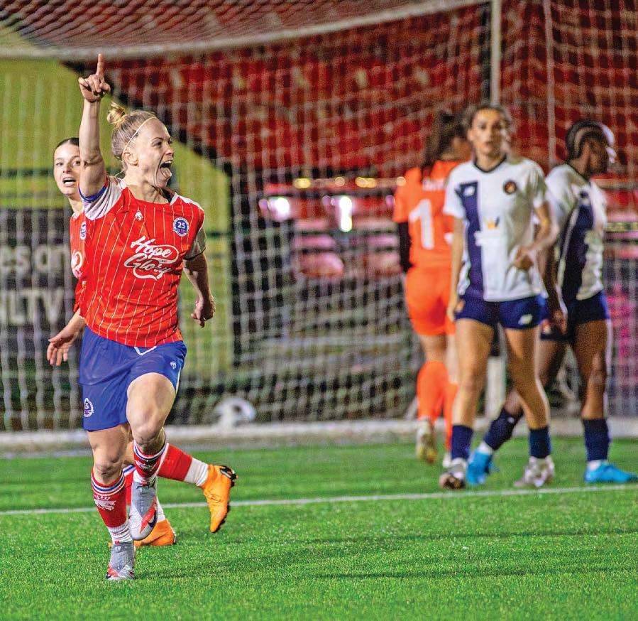 Wanderers finish with thriller