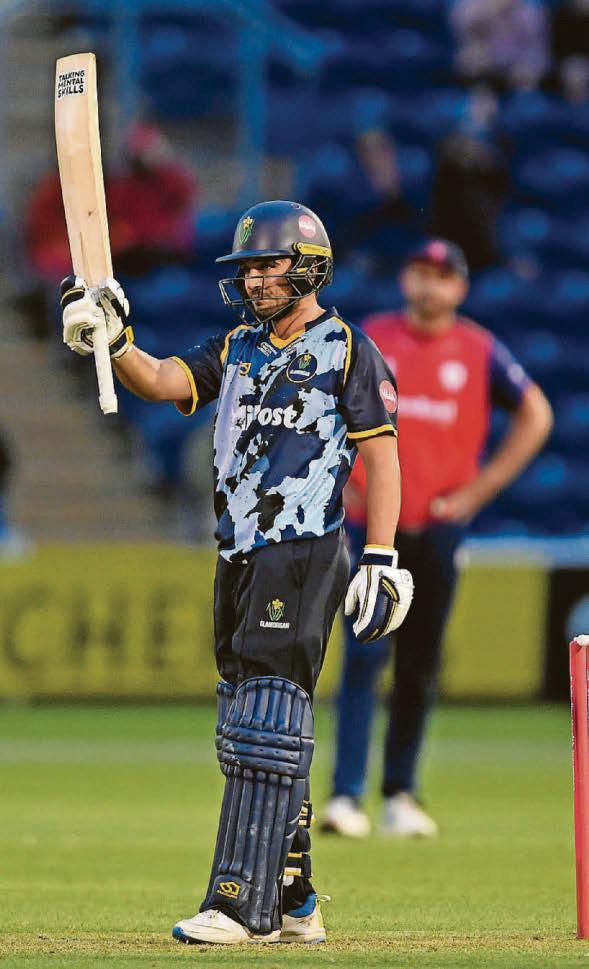 GLAMORGAN HOPING FOR MORE CARLSON FIREWORKS
