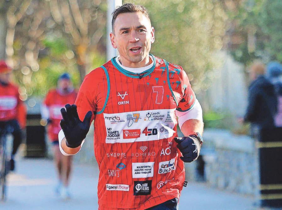 ROYAL PRAISE FOR SINFIELD