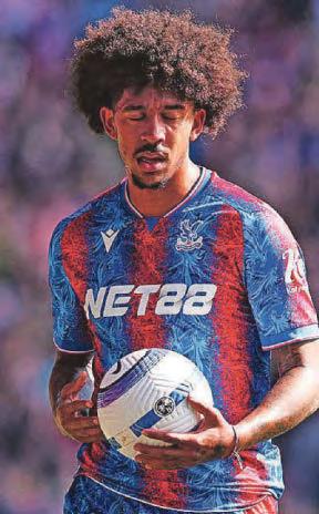 Palace hold out for draw after Richards' first-half dismissal