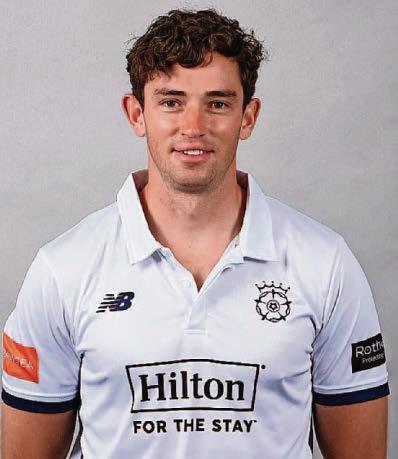 Paceman joins Lancs on loan